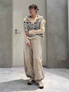 「ワントーンコーデ」｜ささきともみさん（レディース・158cm）の冬コーディネート