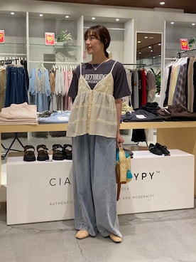 「CIAOPANIC TYPY（チャオパニックティピー）の∴【接触冷感】ロゴプリントTee（Tシャツ/カットソー、グレー系）」を使った、ささきともみさん（レディース・158cm）の夏コーディネート
