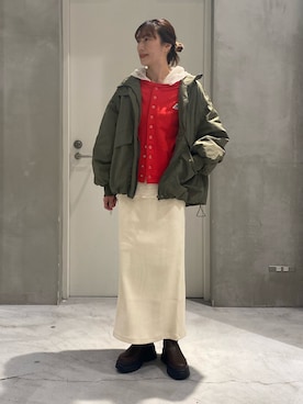 「GEVACO（ゲバコ）のアイテム（Tシャツ/カットソー）」を使った、ささきともみさん（レディース・158cm）の秋コーディネート