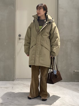 「アイテム（スウェット）」を使った、ささきともみさん（レディース・158cm）の冬コーディネート