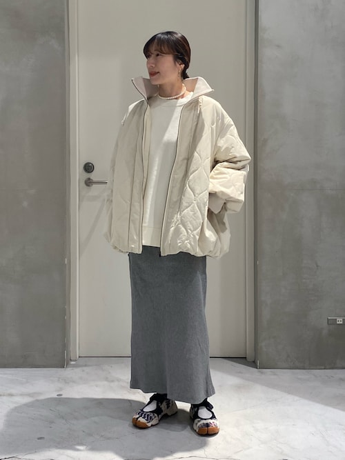 セール】【軽量/春まで使える】切り替えキルティングスタンドカラー