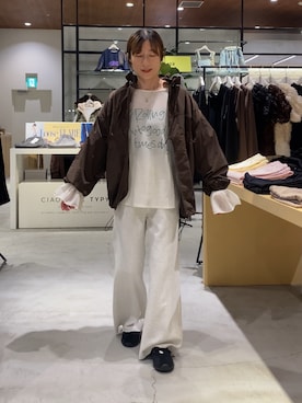 「CIAOPANIC TYPY（チャオパニックティピー）のアイテム（その他パンツ）」を使った、ささきともみさん（レディース・158cm）の秋コーディネート