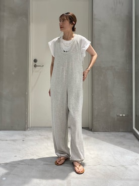 「アイテム（サロペット/オーバーオール）」を使った、ささきともみさん（レディース・158cm）の秋コーディネート