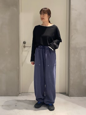 「CIAOPANIC TYPY（チャオパニックティピー）の【接触冷感/一枚で決まる】フェイクレイヤードシアースラブ刺繍オーバーTee（Tシャツ/カットソー、ブラック系）」を使った、ささきともみさん（レディース・158cm）の春コーディネート