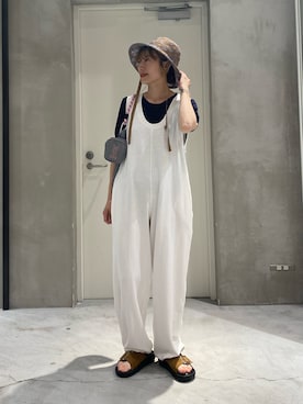 「夏ルックで気分アップ」｜「アイテム（サロペット/オーバーオール）」を使った、ささきともみさん（レディース・158cm）の夏コーディネート