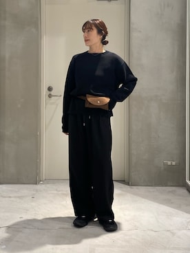 「アイテム（ボディバッグ/ウエストポーチ）」を使った、ささきともみさん（レディース・158cm）の秋コーディネート