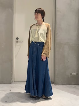 「CIAOPANIC TYPY（チャオパニックティピー）の【2WAY】シアーラグランヘンリーネックTee（Tシャツ/カットソー、イエロー系）」を使った、ささきともみさん（レディース・158cm）の春コーディネート