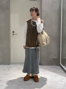 「CIAOPANIC TYPY（チャオパニックティピー）のムートンサンダル（サンダル）」を使った、ささきともみさん（レディース・158cm）の秋コーディネート