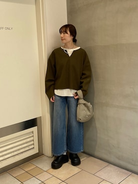 「白Tシャツ」｜ささきともみさん（レディース・158cm）の冬コーディネート