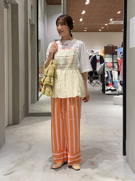 「CIAOPANIC TYPY（チャオパニックティピー）の【AMALFI】ワンポイント刺繍アソートプリントTee（Tシャツ/カットソー、ホワイト系）」を使った、ささきともみさん（レディース・158cm）の夏コーディネート
