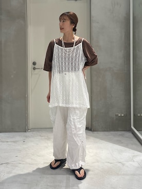 「アイテム（カーゴパンツ）」を使った、ささきともみさん（レディース・158cm）の夏コーディネート