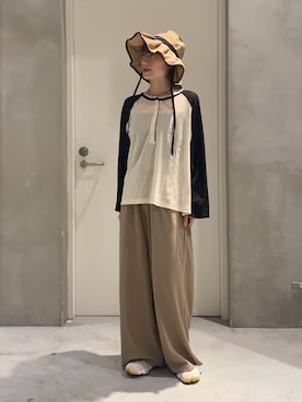 「CIAOPANIC TYPY（チャオパニックティピー）のアイテム（スラックス）」を使った、ささきともみさん（レディース・158cm）の春コーディネート