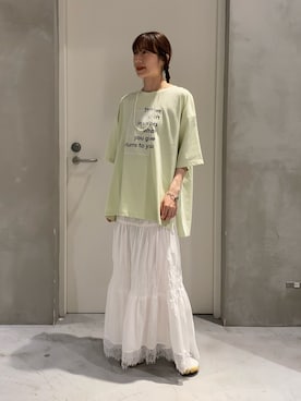 「CIAOPANIC TYPY（チャオパニックティピー）のオーガンジーシアードッキングプリントTEE（Tシャツ/カットソー、グリーン系）」を使った、ささきともみさん（レディース・158cm）の夏コーディネート
