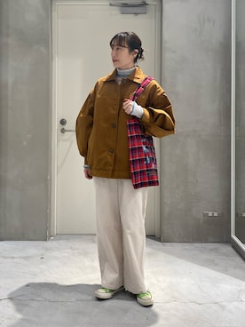 「アイテム（トートバッグ、レッド系）」を使った、ささきともみさん（レディース・158cm）の秋コーディネート