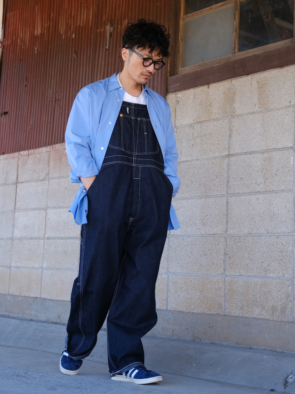 adidas original 非売品ミニスーツケース 1690547584.jpg