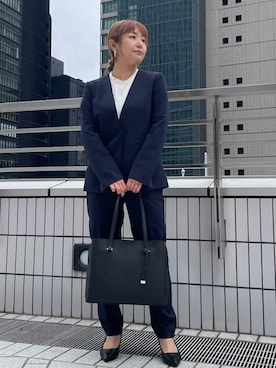 「OPAQUE.CLIP（オペークドットクリップ）の《通勤/セットアップ対応》 Vネックジャケット/ダブルクロス【洗濯機洗い可】（ノーカラージャケット、ブルー系）」を使った、chikoさん（レディース・150cm）の冬コーディネート