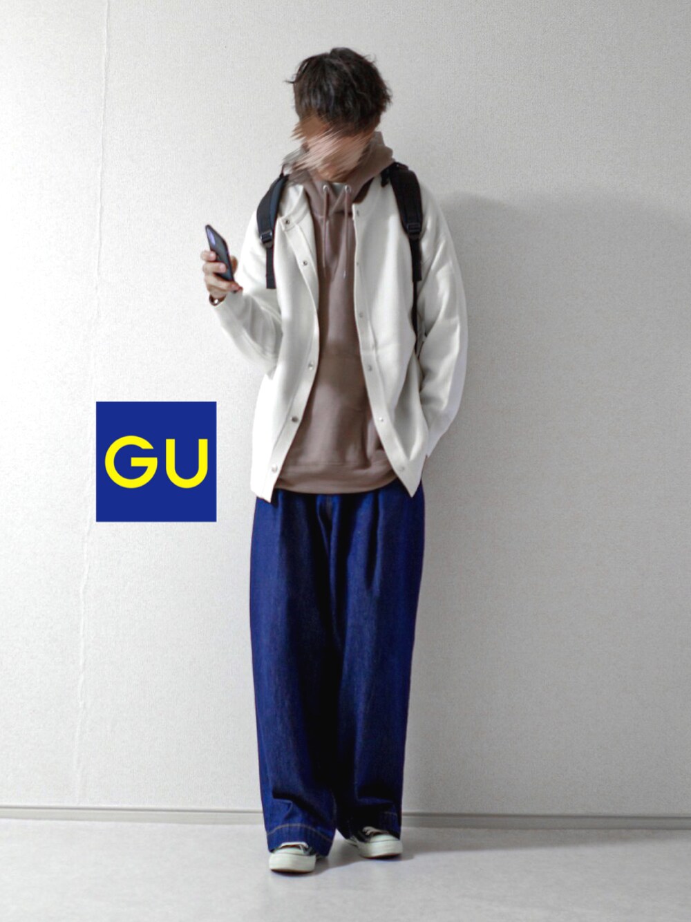 「メンズコーデ、大人コーデ、GU、ジーユー、シンプルコーデ、お洒落さんとつながりたい、プチプラ、秋服準備はじめました、カジュアルコーデ、いいね、save、フォローお願いします🤑、プチプラコーデ」｜「neez.のLoose buggy wide denim/ルーズバギーワイドデニム（デニムパンツ、ブルー系）」を使った、もくさん（メンズ・178cm）の秋コーディネートの1枚目の写真