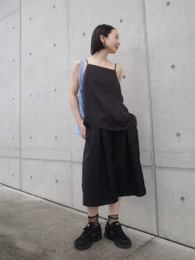 「select MOCA by son（セレクトモカバイソン）のマットサテンスクエアキャミソール【セットアップ対応】【by SON】（キャミソール、ブラック系）」を使った、sonさん（レディース・161cm）の夏コーディネート