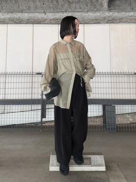 「select MOCA by son（セレクトモカバイソン）の2023 SS シアーオーバーサイズシャツ（シャツ/ブラウス、グリーン系）」を使った、sonさん（レディース・161cm）の春コーディネート