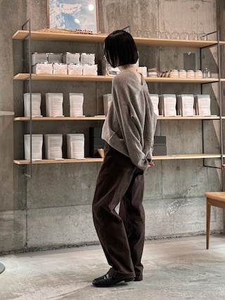 「Bonjour Sagan(ボンジュールサガン)のプレート付ドレープニット(ニット/セーター)」を使った、sonさん(レディース・159cm)の冬コーディネート