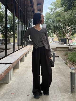 「LIAN（リアン）のレイヤードVネックギャザーカーデ（カーディガン/ボレロ）」を使った、sonさん（レディース・161cm）の春コーディネート