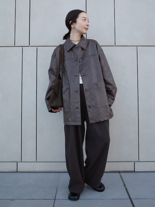 「select MOCA by son（セレクトモカバイソン）のステンカラーフェイクレザージャケット（ステンカラーコート）」を使った、sonさん（レディース・161cm）の秋コーディネート