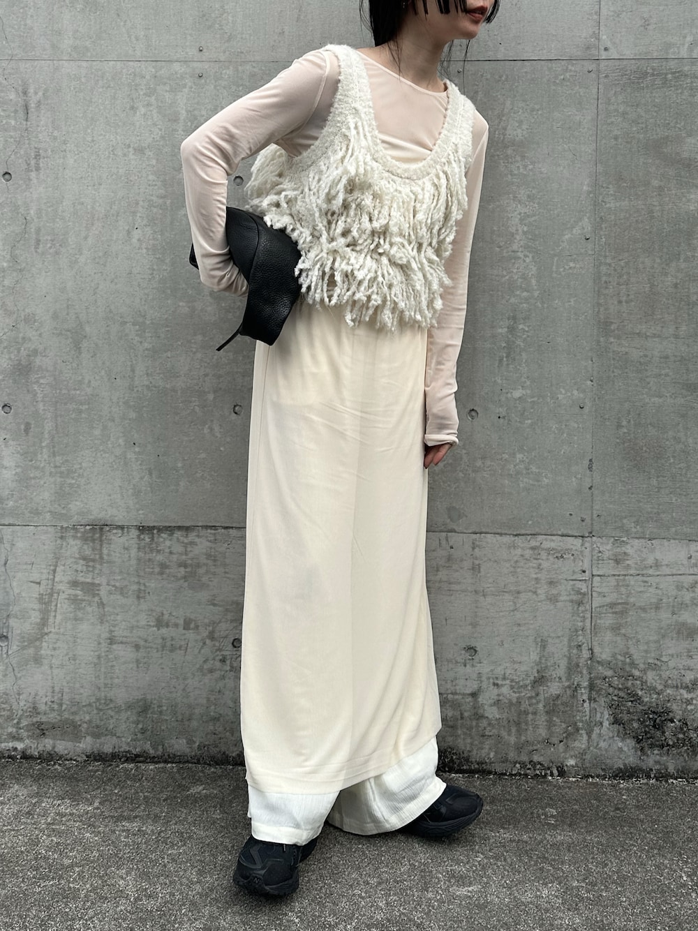 anuke（アンヌーク）の「Fringe Knit Bustier（ニット/セーター