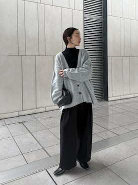 「アイテム（スリッポン）」を使った、sonさん（レディース・159cm）の秋コーディネート