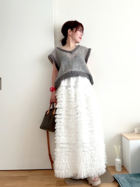 「Maison Margiela（メゾンマルジェラ）のアイテム（ニット/セーター、グレー系）」を使った、Mitsiさん（レディース・153cm）の夏コーディネート