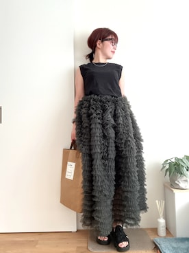 「ATON（エイトン）のATON TANK ノースリーブプルオーバー（Tシャツ/カットソー、ブラック系）」を使った、Mitsiさん（レディース・153cm）の夏コーディネート