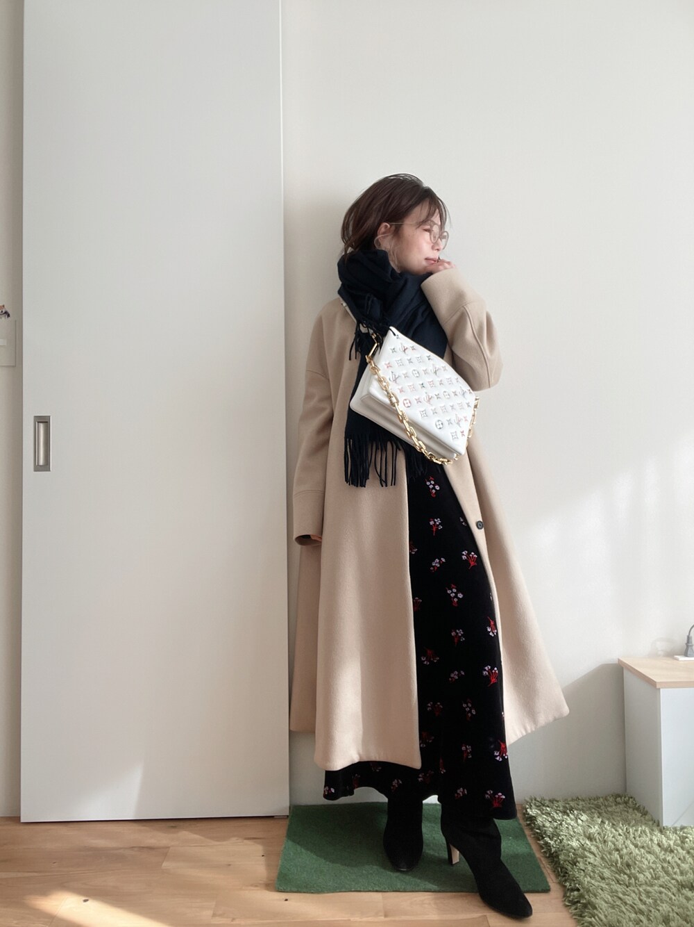 Floral Velour Jacquard High Neck Dressを使った人気 Floral Velour Jacquard High Neck Dressを使った人気