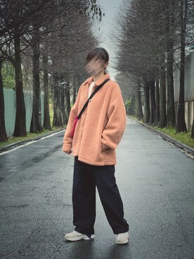 「アイテム（ボディバッグ/ウエストポーチ、レッド系）」を使った、☆隹☆さん（レディース・160cm）の冬コーディネート