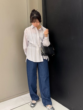 「RODE SKO（ロデスコ）のセンターステッチショルダーバッグ（ショルダーバッグ、ブラック系）」を使った、kanaさん（レディース・162cm）の春コーディネート