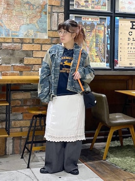 「niko and...（ニコアンド）のギャザーローファー（ローファー、ブラック系）」を使った、たらこさん（レディース・159cm）の夏コーディネート