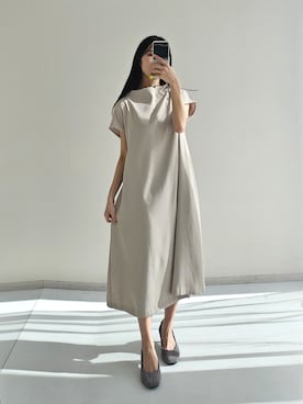 「nissen（ニッセン）の美極とろみ素材ハイネックワンピース（しわになりにくい・洗濯機OK）＜大きいサイズ有＞（ワンピース、グレー系）」を使った、aoさん（レディース・157cm）の春コーディネート