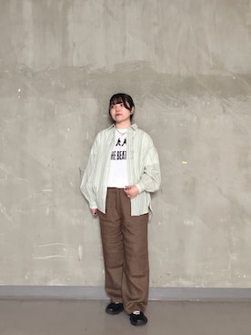 「URBAN RESEARCH DOORS（アーバンリサーチドアーズ）のリネンイージーパンツ（その他パンツ、ブラウン系）」を使った、nazuさん（レディース・155cm）の春コーディネート