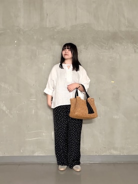 「URBAN RESEARCH DOORS（アーバンリサーチドアーズ）の針抜きテレコスクエアタンクトップ（タンクトップ、ベージュ系）」を使った、nazuさん（レディース・155cm）の春コーディネート