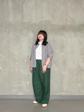 「URBAN RESEARCH DOORS（アーバンリサーチドアーズ）のGYMPHLEX　SHORT-SLEEVE T-SHIRTS（Tシャツ/カットソー、ホワイト系）」を使った、nazuさん（レディース・155cm）の春コーディネート