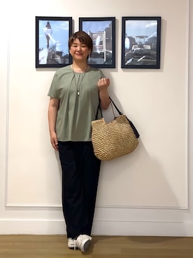 「Dessin（デッサン）の【接触冷感/UVカット】ドレープタックブラウス（シャツ/ブラウス、グリーン系）」を使った、Hiroさん（レディース・158cm）の夏コーディネート