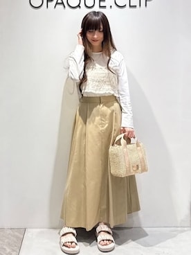 「アイテム（ショルダーバッグ、ゴールド系）」を使った、mikaさん（レディース・153cm）の春コーディネート