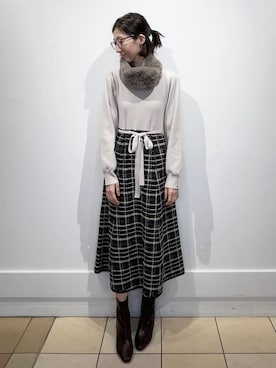 「index（インデックス）のチェックラメジャカードニットワンピース（ワンピース、ベージュ系）」を使った、ももちぃさん（レディース・160cm）の冬コーディネート