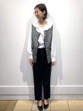 「index（インデックス）のファンシーツイードペプラムジレ【洗える】（ベスト、ブラック系）」を使った、ももちぃさん（レディース・160cm）の冬コーディネート