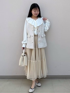 「index（インデックス）のファンシーツイードペプラムジレ【洗える】（ベスト、ベージュ系）」を使った、Izuさん（レディース・155cm）の冬コーディネート