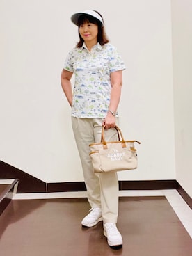 「adabat（アダバット）のオータムリンクスプリント半袖ポロシャツ（ポロシャツ、ホワイト系）」を使った、SALTさん（レディース・164cm）の夏コーディネート