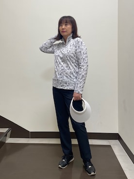 「adabat（アダバット）の吸水速乾/エコ　UVクローバープリントハーフジッププルオーバー（Tシャツ/カットソー、グレー系）」を使った、SALTさん（レディース・164cm）の夏コーディネート