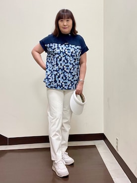 「adabat（アダバット）の【UVカット】クローバープリント切替モックT（Tシャツ/カットソー、ブルー系）」を使った、SALTさん（レディース・164cm）の夏コーディネート