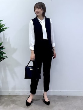 「UNTITLED（アンタイトル）の◆【洗える/ストレッチ性/セットアップ可】バックラッフルジレ（ベスト、ブラック系）」を使った、yukaさん（レディース・170cm）の冬コーディネート