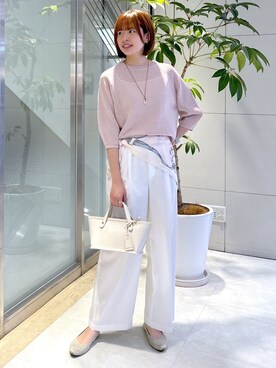 「UNTITLED（アンタイトル）の【洗える/ゆったり】クルーネックドライニット（ニット/セーター、ピンク系）」を使った、yukaさん（レディース・170cm）の春コーディネート