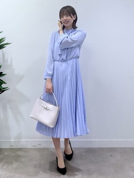 「UNTITLED（アンタイトル）の【フォーマル/洗える】ボウタイ プリーツワンピース（ワンピース、ブルー系）」を使った、yukaさん（レディース・170cm）の冬コーディネート