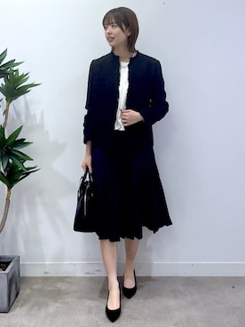 「UNTITLED（アンタイトル）の【仕事着/スーツ】ファンシーツイード ジャケット（ノーカラージャケット、ブルー系）」を使った、yukaさん（レディース・170cm）の冬コーディネート